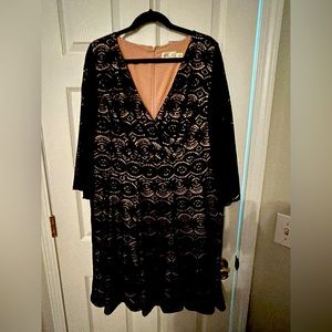 Eliza J Dress from Dillards. Navy and gold.